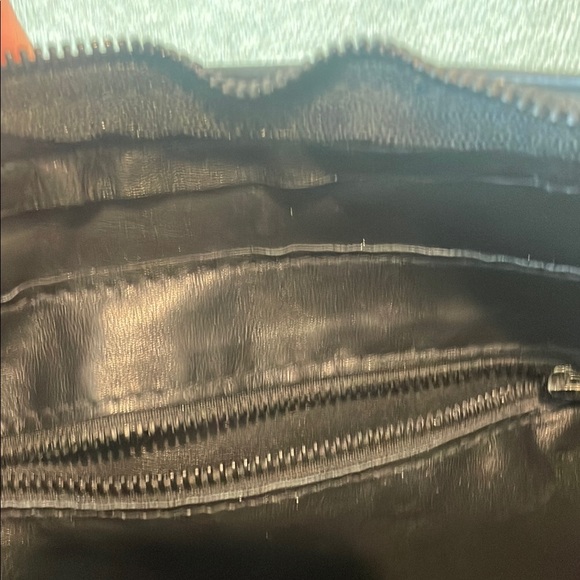 Seashell Patterned Shoulder Bag - Picture 7 of 9